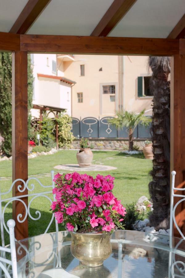 Residence Le Gagli Arde Arezzo Exterior photo